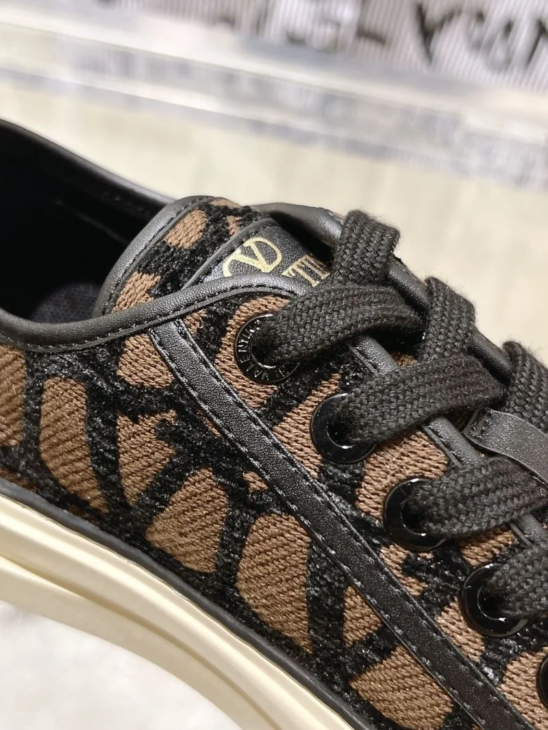 ZipUp Valentino Low Shoes 36264