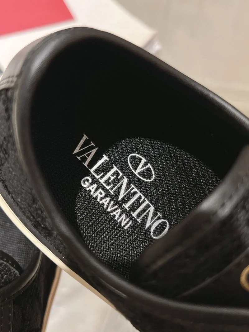 Valentino Low Shoes Attractive 36262