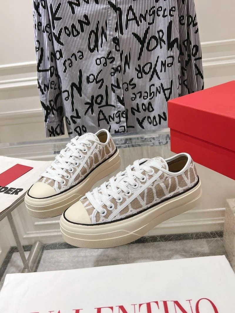 NewStyle Valentino Low Shoes 36261