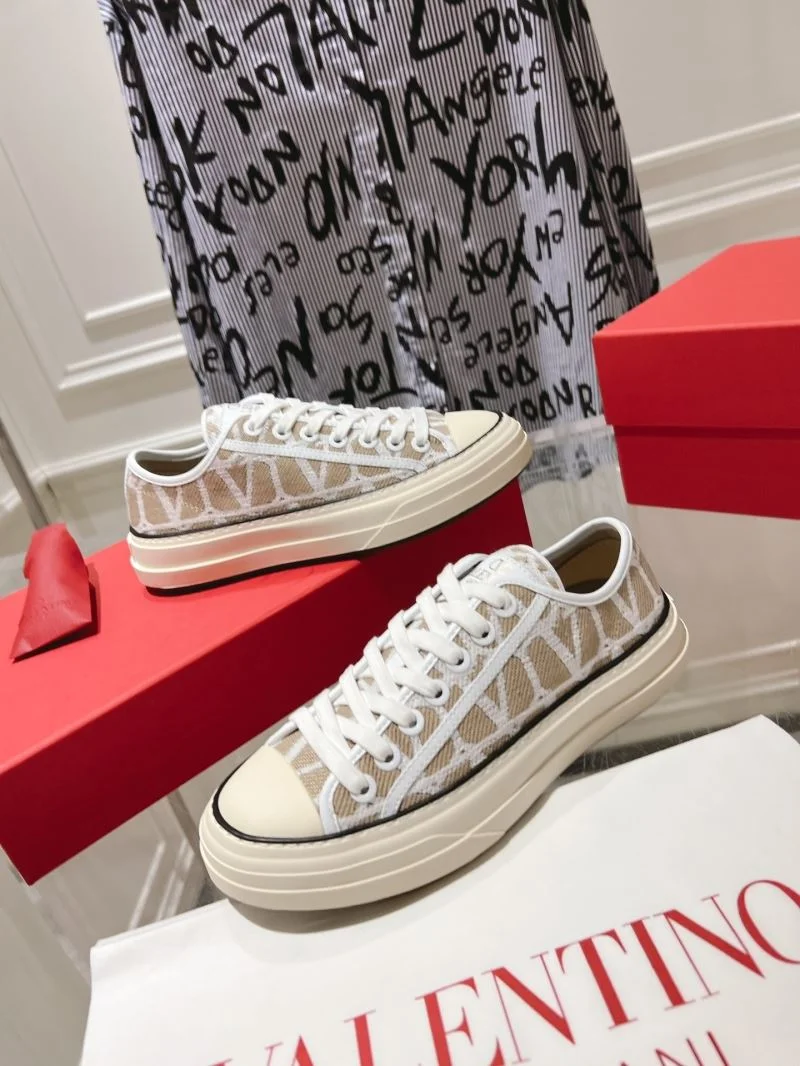 Valentino Low Shoes Reliable 36259