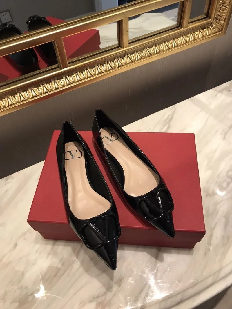 Valentino Low Shoes GoodFit 36706