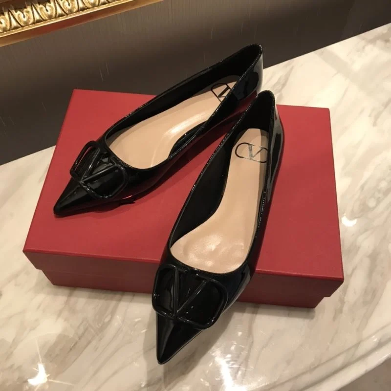 Valentino Low Shoes GoodFit 36706