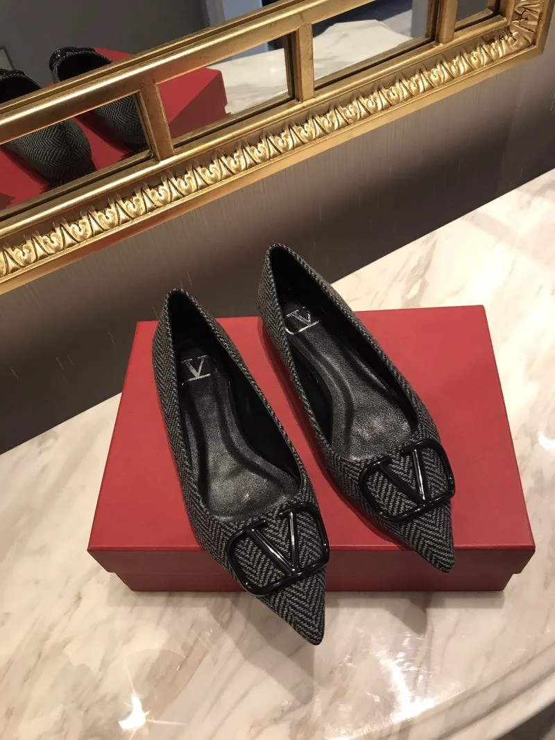 Valentino Low Shoes GoodFit 36703
