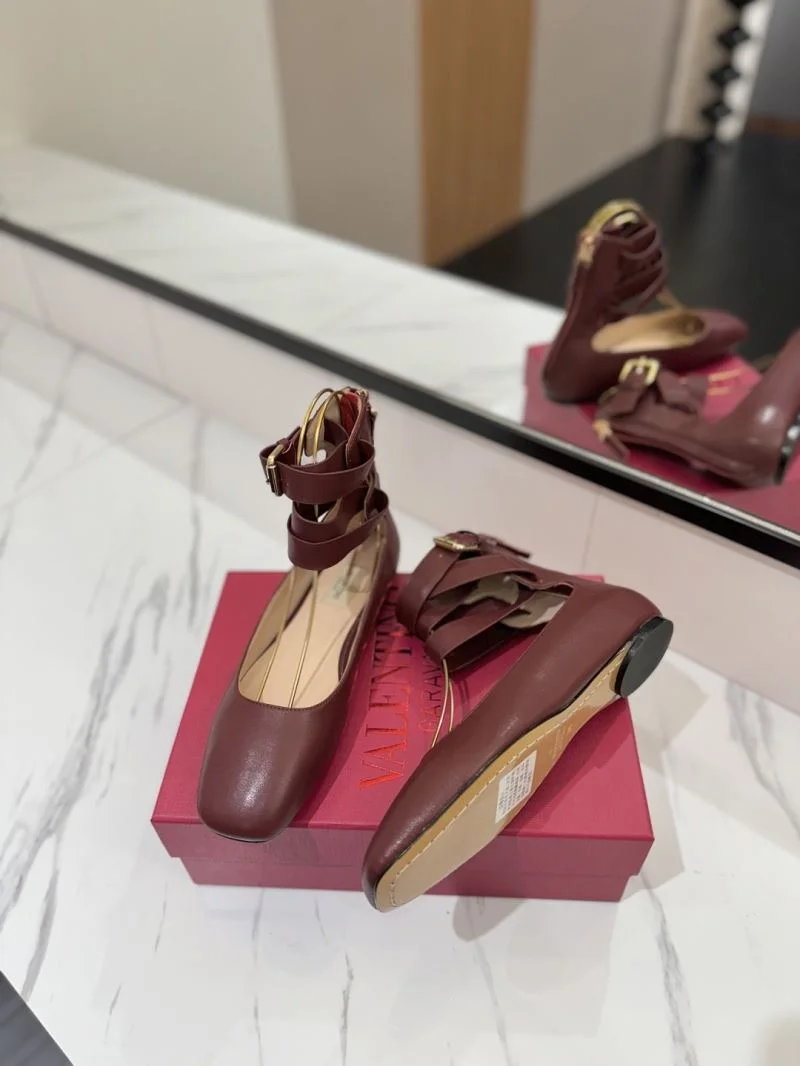 GoodFit Valentino Low Shoes 36708