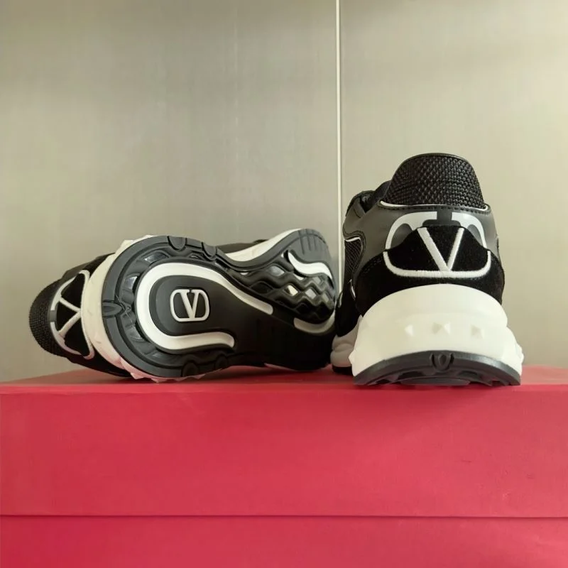 Valentino Low Shoes Effortless 36445