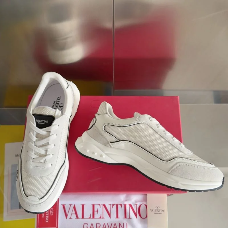 Fashionable Valentino Low Shoes 36450