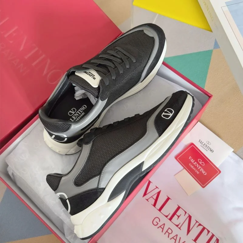 Neat Valentino Low Shoes 36442