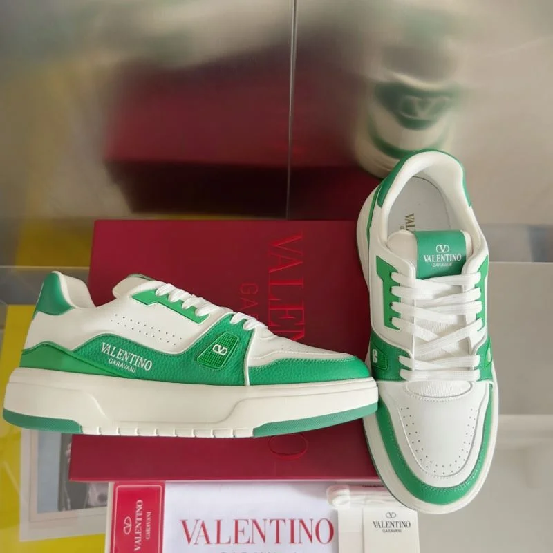 Valentino Low Shoes Stylish 36457
