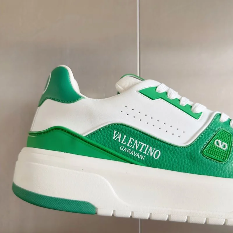 Valentino Low Shoes Stylish 36457