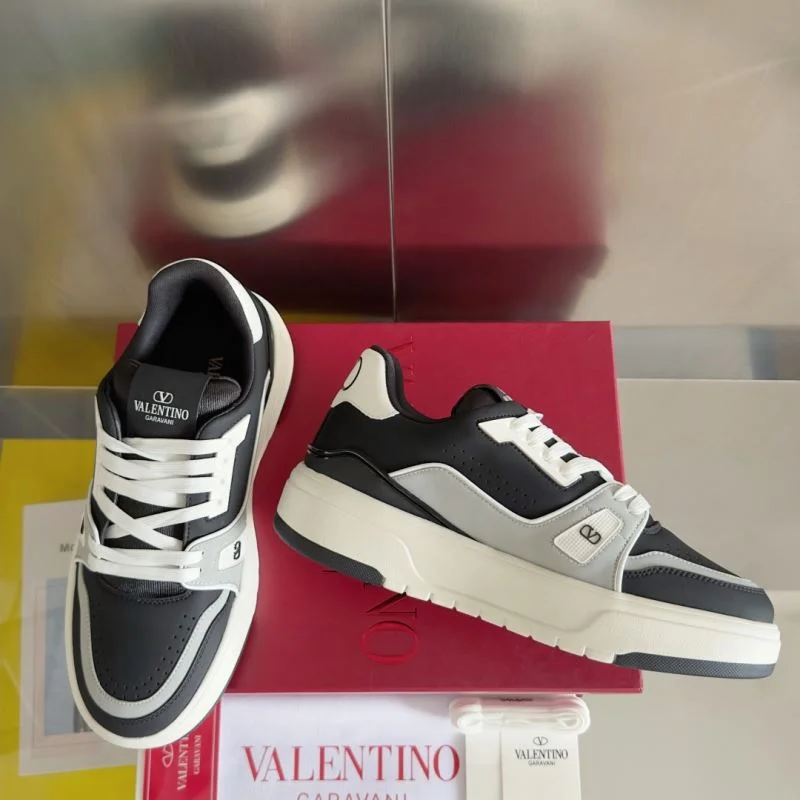 Valentino Low Shoes Lightweight 36454