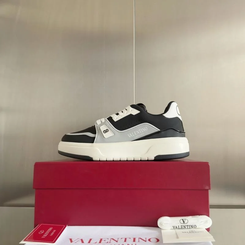 Valentino Low Shoes Lightweight 36454