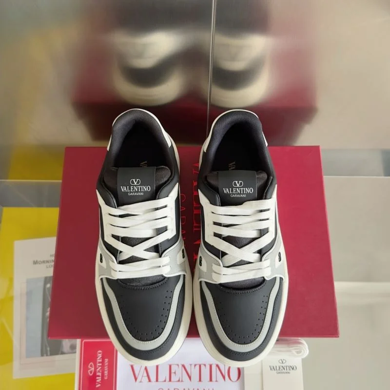 Valentino Low Shoes Lightweight 36454
