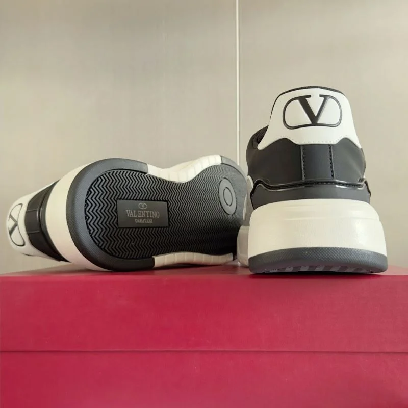 Valentino Low Shoes Lightweight 36454