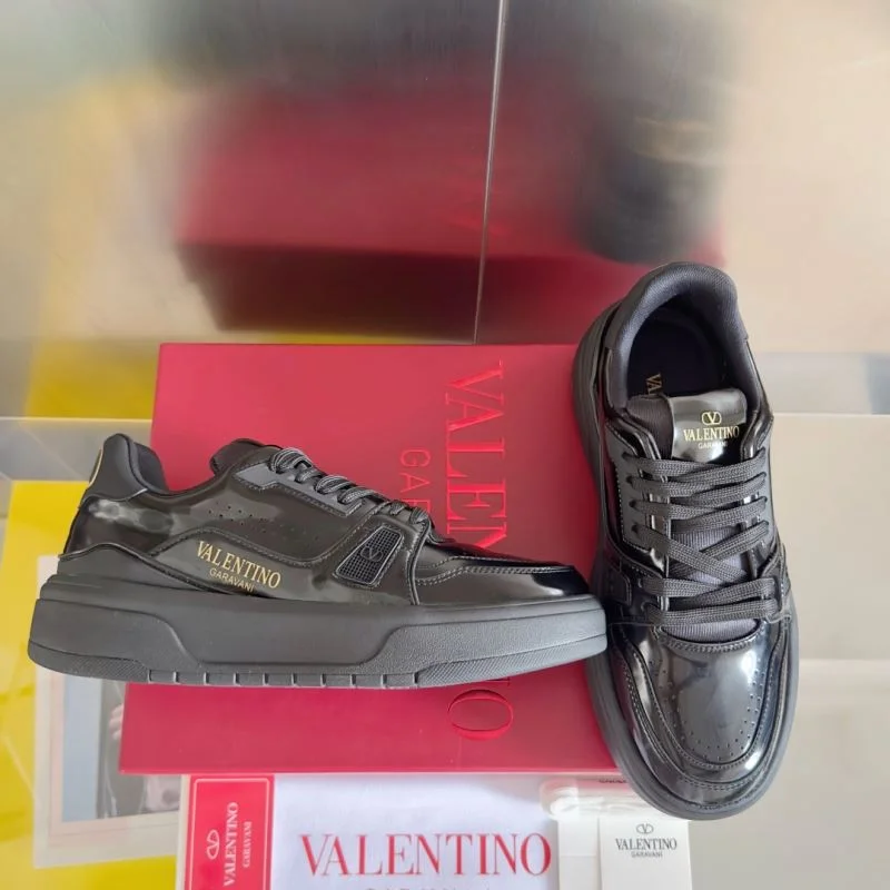 Valentino Low Shoes Effortless 36448