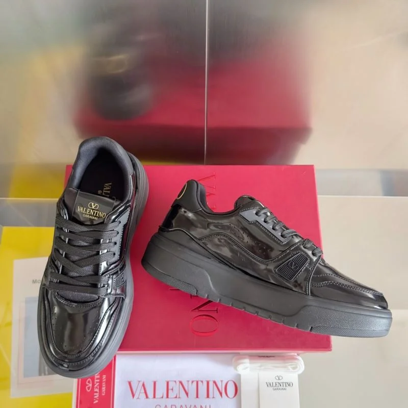 Valentino Low Shoes Effortless 36448