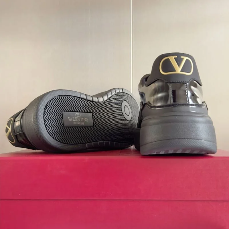 Valentino Low Shoes Effortless 36448