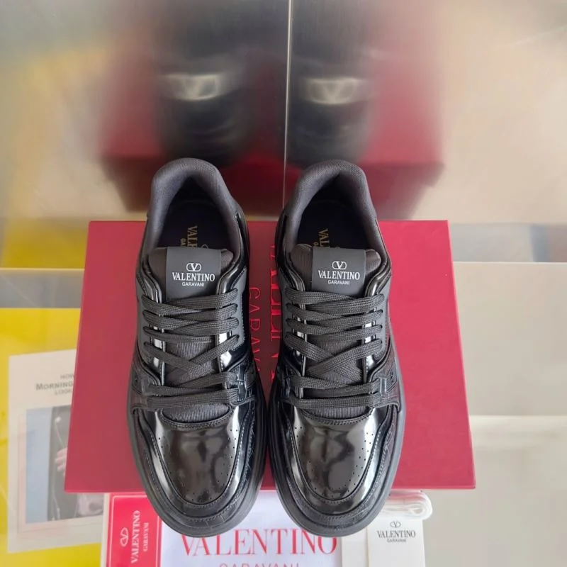 Valentino Low Shoes Effortless 36453