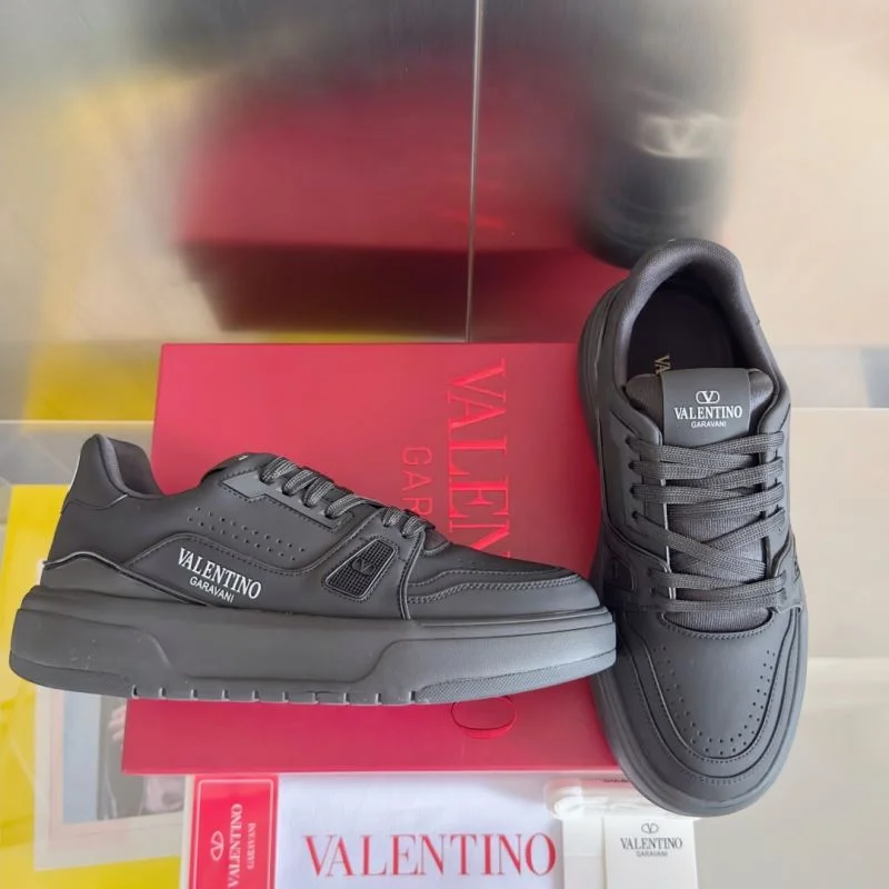 Stretchable Valentino Low Shoes 36456