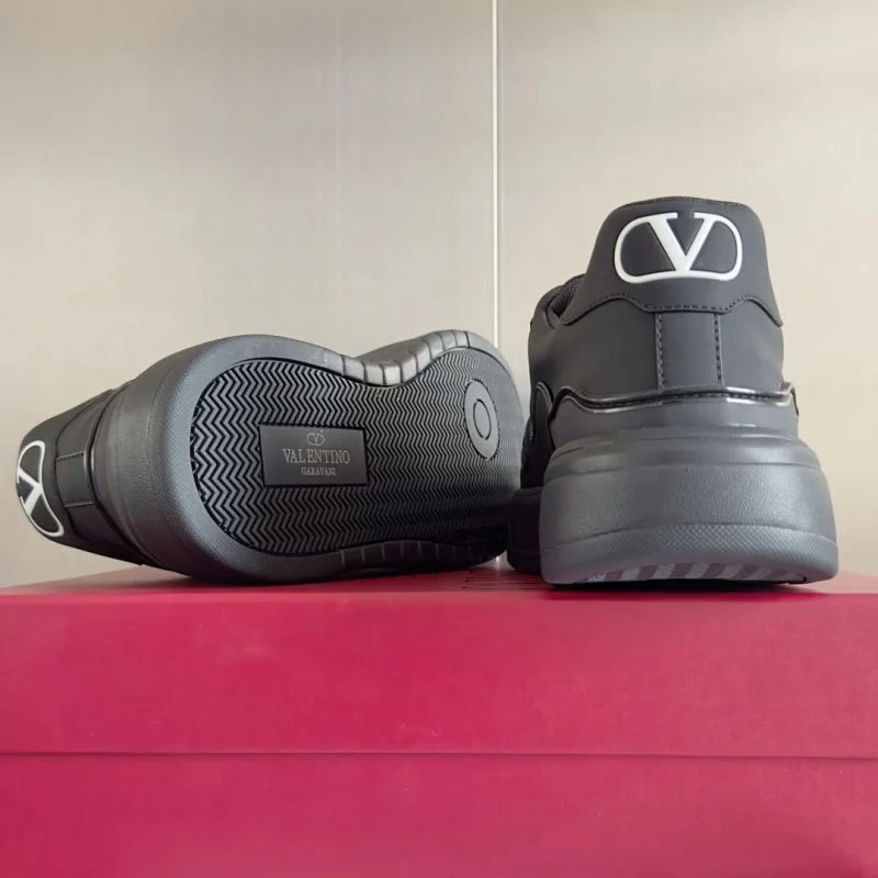 Stretchable Valentino Low Shoes 36456