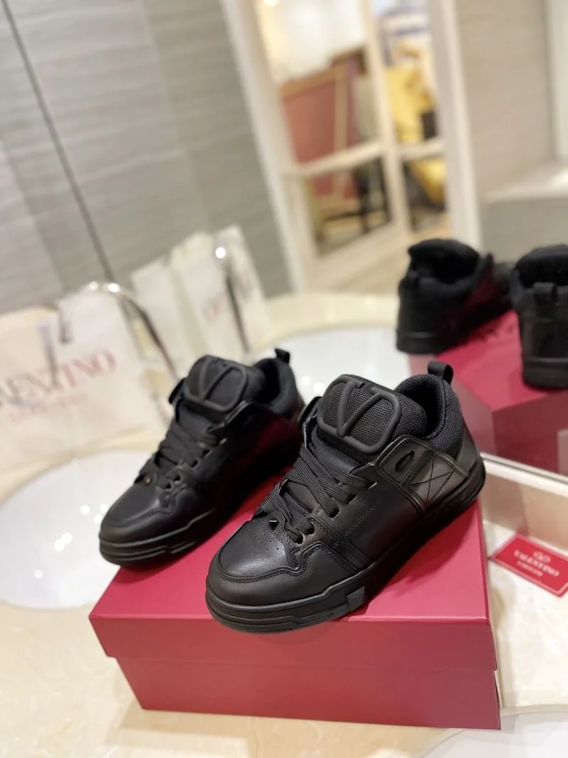 Durable Valentino Low Shoes 36440