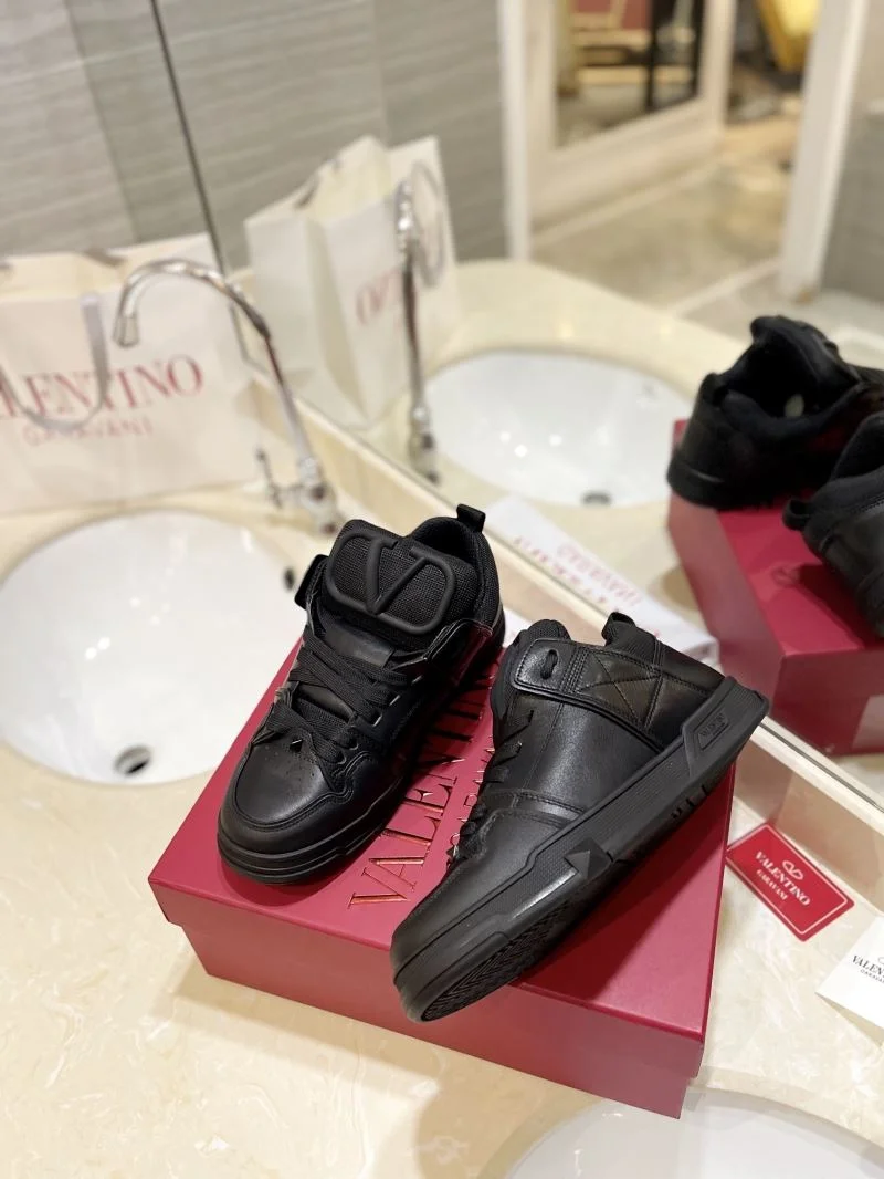 Durable Valentino Low Shoes 36440