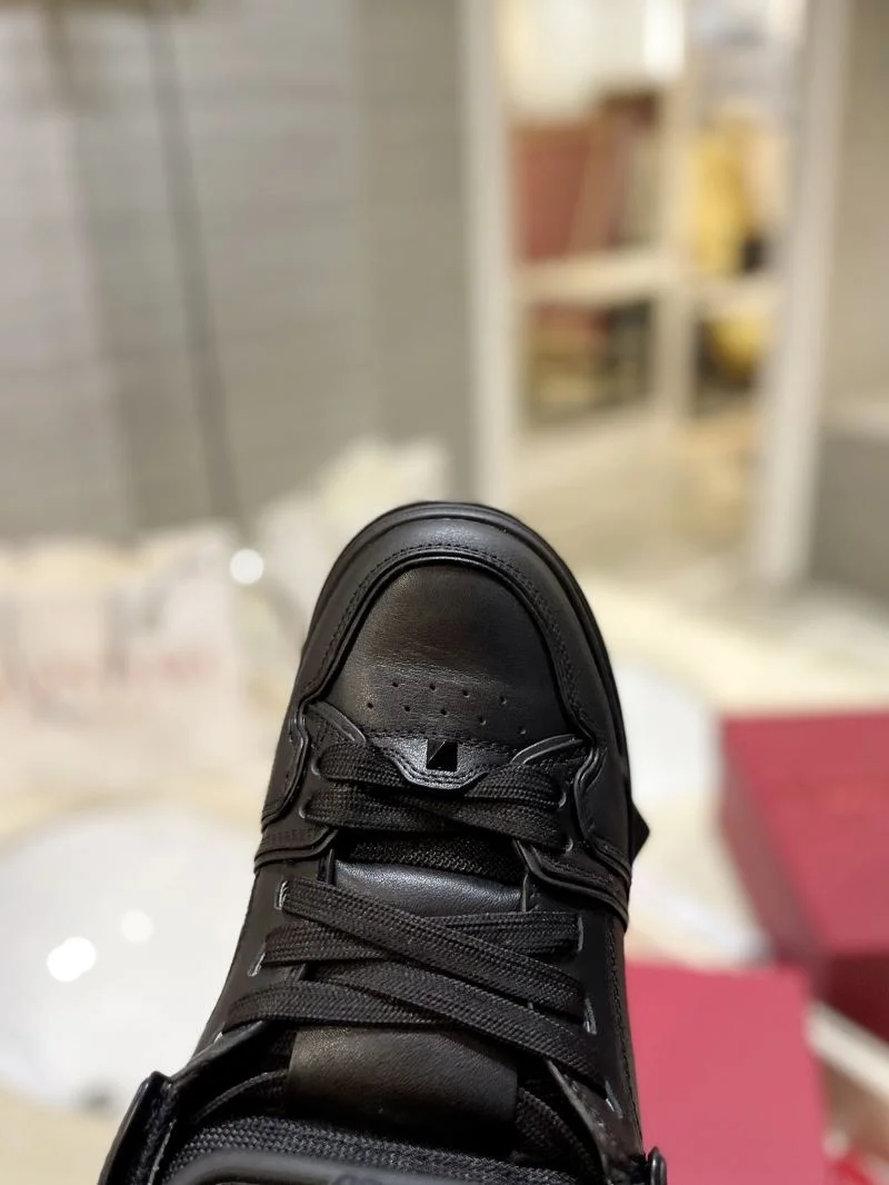 Durable Valentino Low Shoes 36440