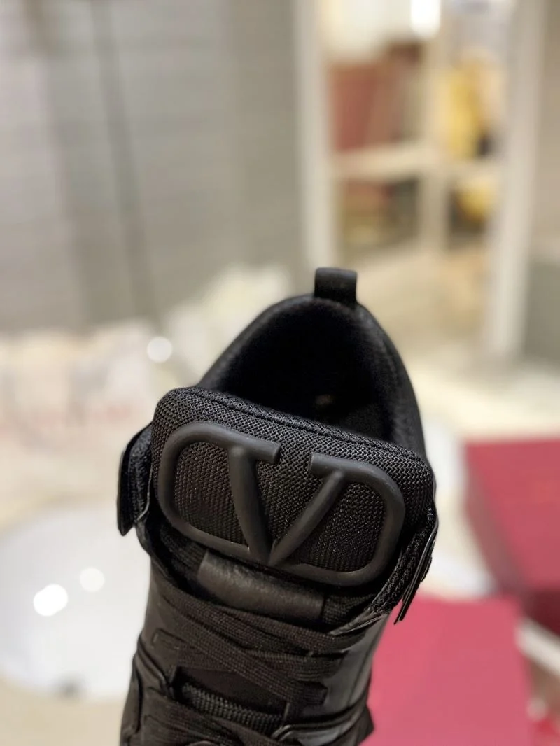 Durable Valentino Low Shoes 36440