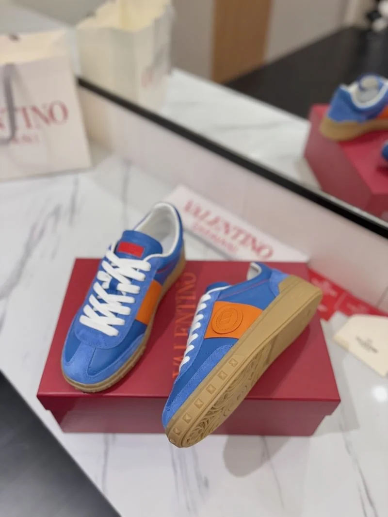 Neat Valentino Low Shoes 36465