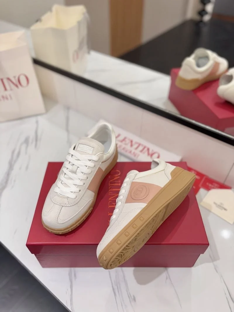 SunProtective Valentino Low Shoes 36459