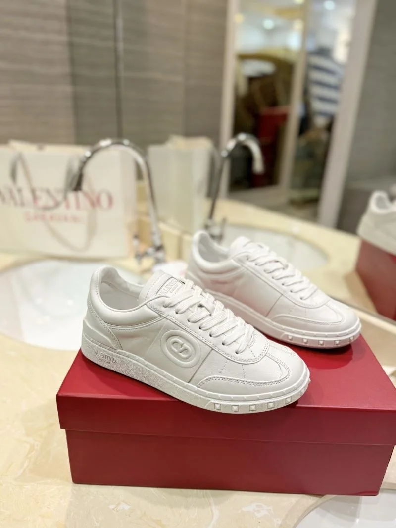 Valentino Low Shoes Contemporary 36449