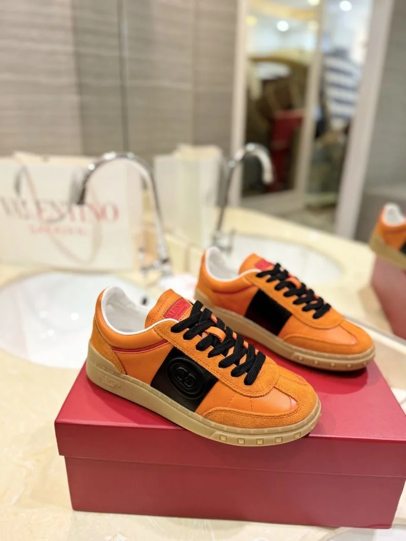 Valentino Low Shoes TimelessDesign 36438