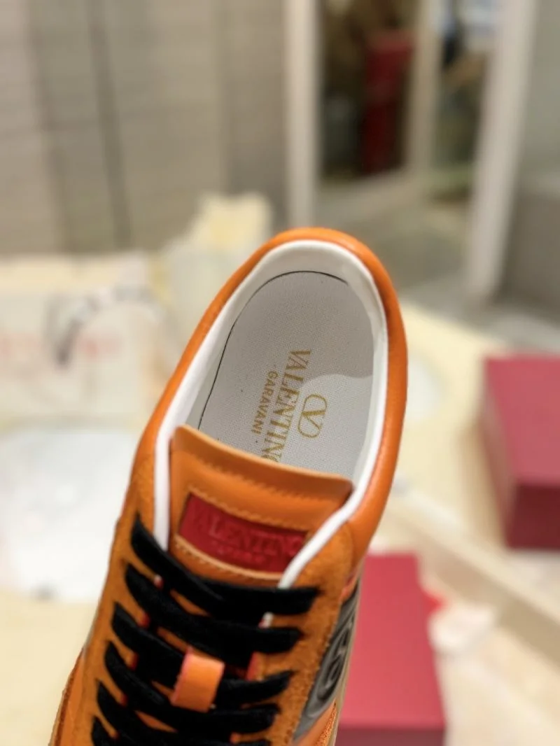 Valentino Low Shoes TimelessDesign 36438
