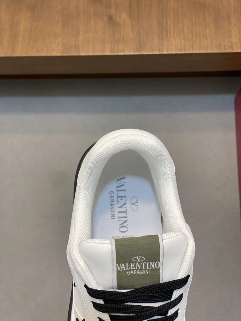 WellDesigned Valentino Low Shoes 37027