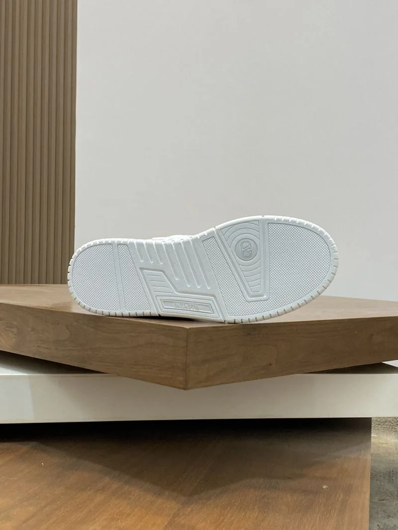 Valentino Low Shoes MoistureWicking 37030