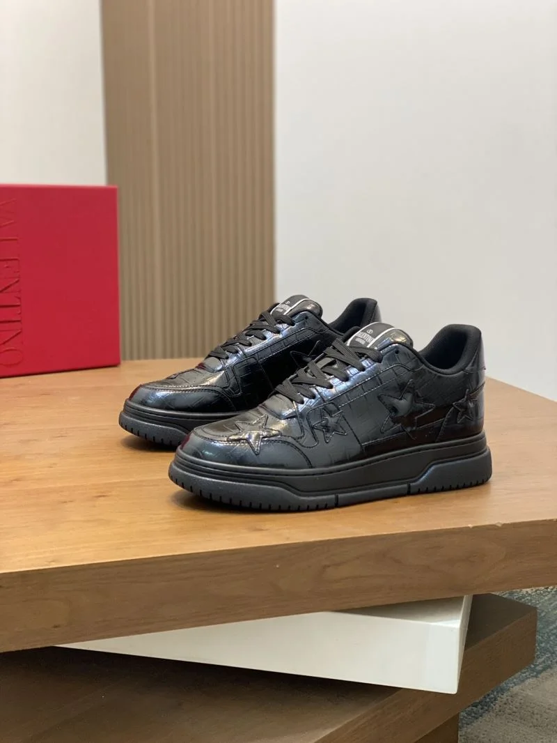 Valentino Low Shoes Casual 37026