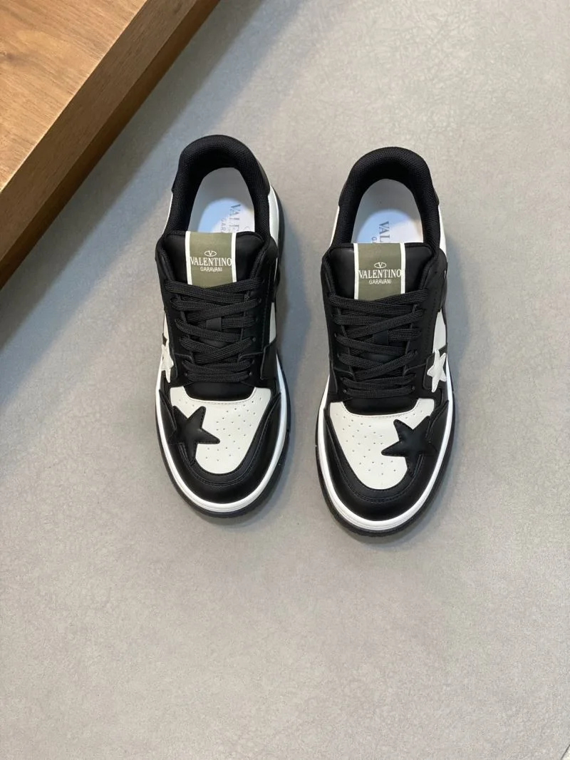 Valentino Low Shoes AllSeason 37025