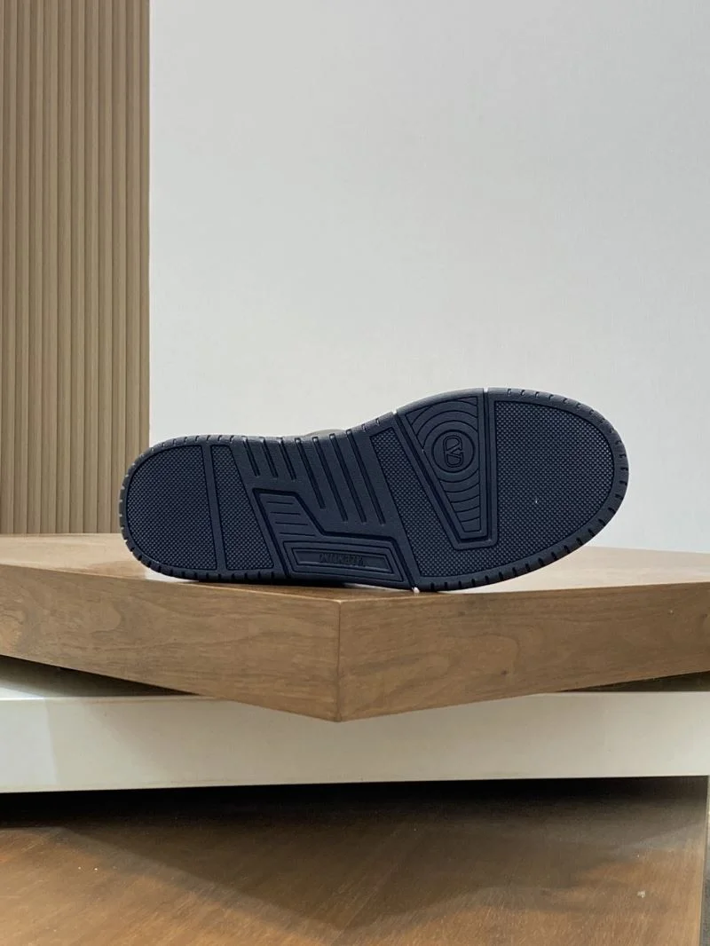 Valentino Low Shoes AllSeason 37025