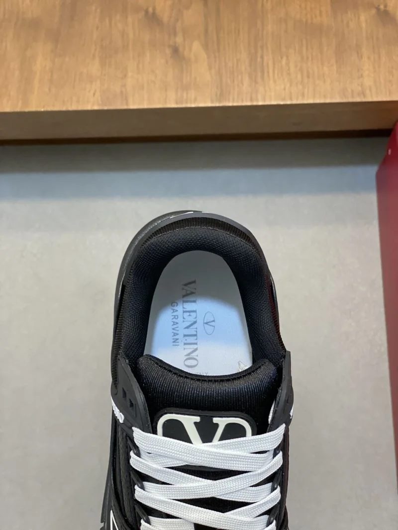 Valentino Low Shoes FlexibleFit 37023