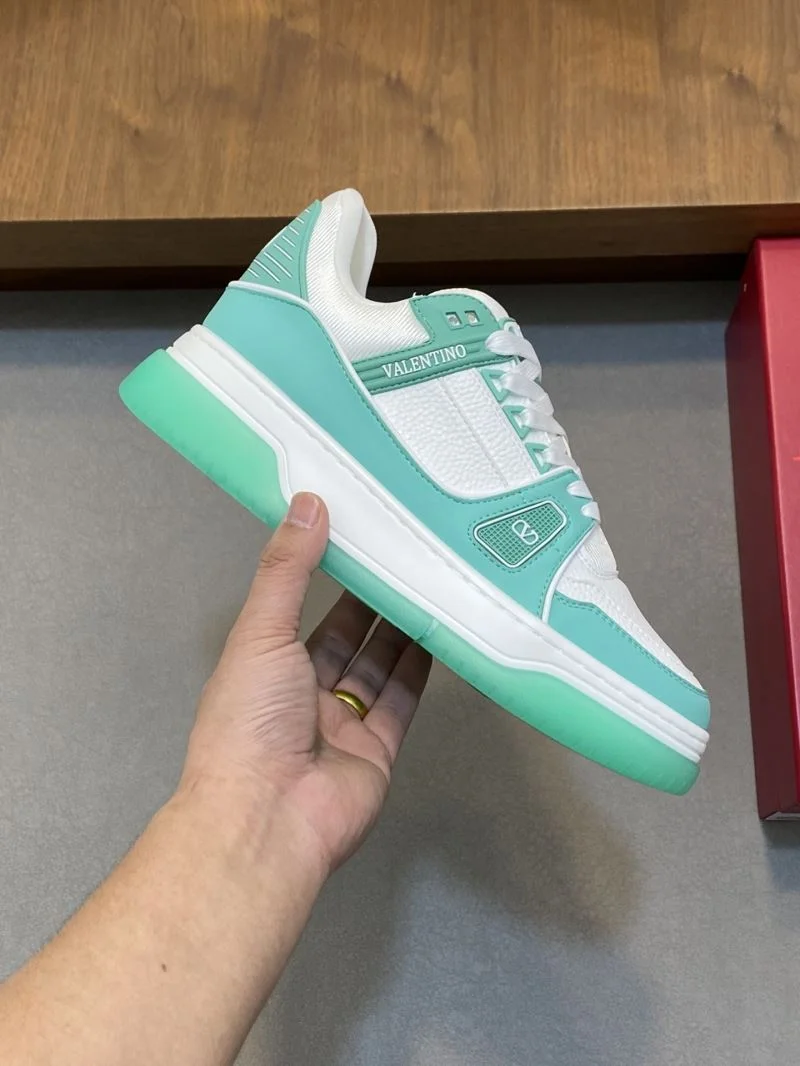 Valentino Low Shoes Sporty 37021