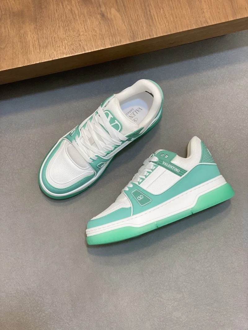 Valentino Low Shoes Sporty 37021