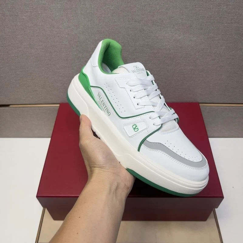 Valentino Low Shoes Compact 37018