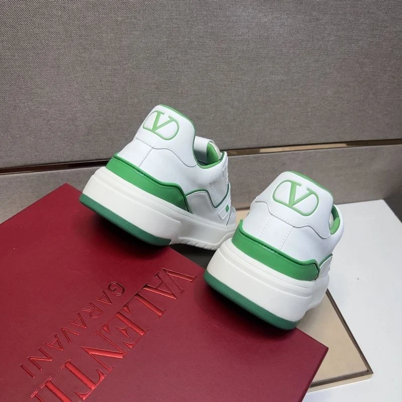 Valentino Low Shoes Compact 37018