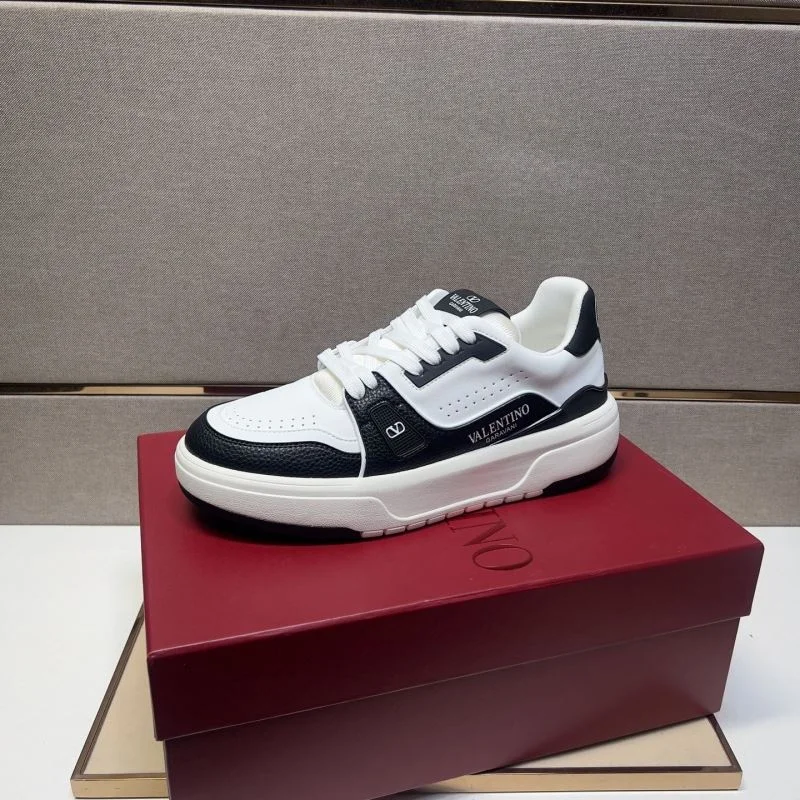 Contemporary Valentino Low Shoes 37014