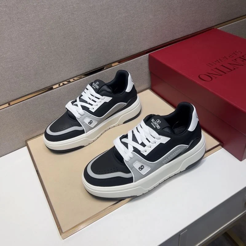SmoothTexture Valentino Low Shoes 37007