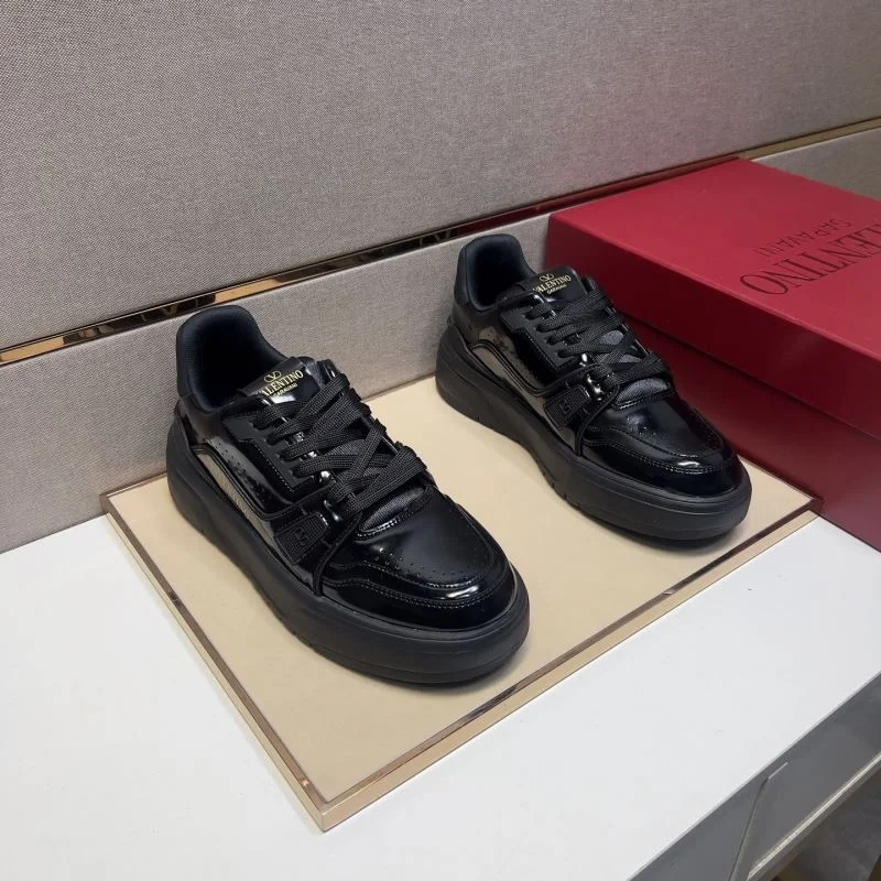 Valentino Low Shoes EasyMatch 37003