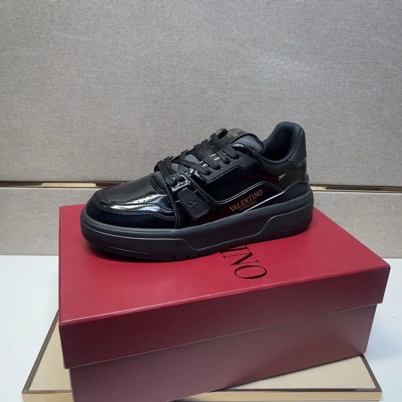 Valentino Low Shoes EasyMatch 37003
