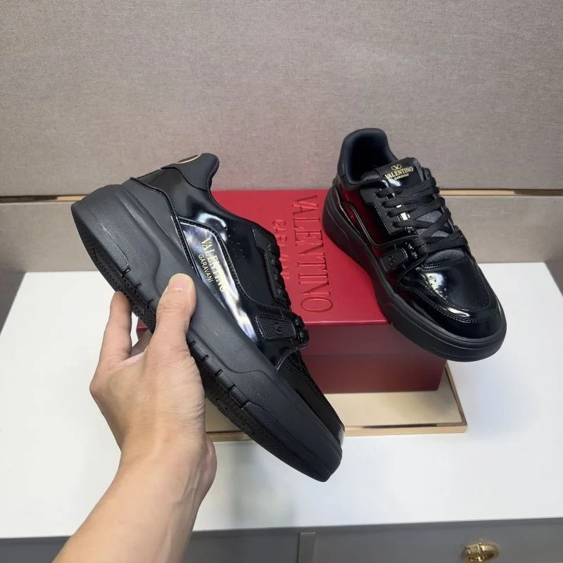 Valentino Low Shoes EasyMatch 37003