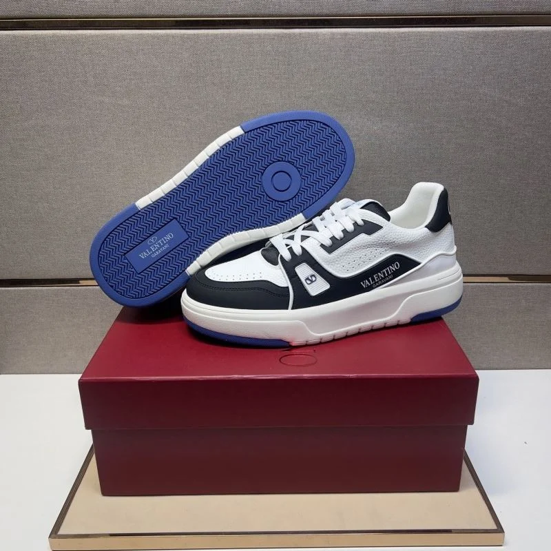 SunProtective Valentino Low Shoes 37011
