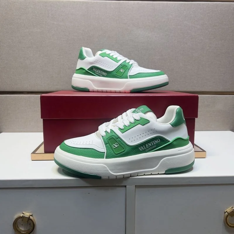 ComfortFit Valentino Low Shoes 37008