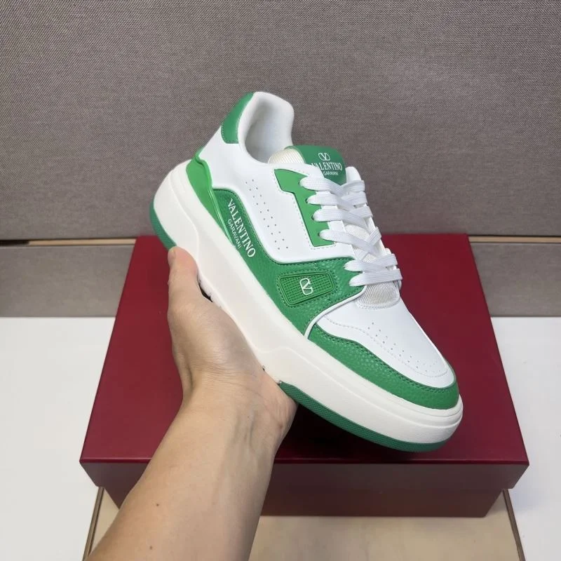 ComfortFit Valentino Low Shoes 37008